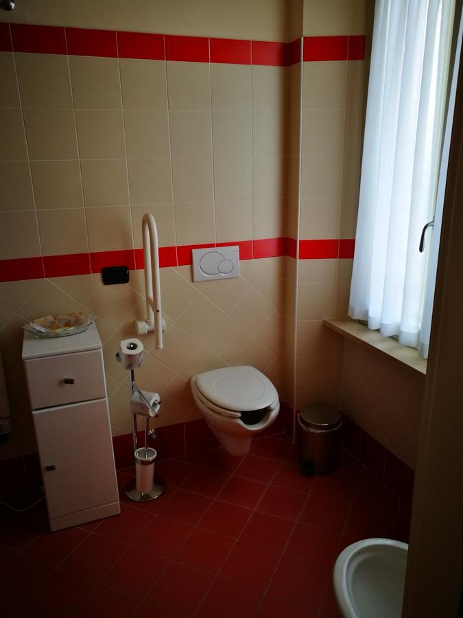 Locanda Della Pieve Tizzano Val Parma Eksteriør bilde