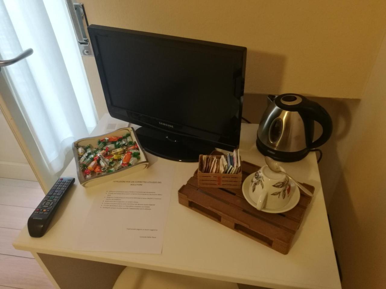 Locanda Della Pieve Tizzano Val Parma Eksteriør bilde